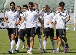 Fokus ke Yunani, Jerman Belum Pikirkan Semifinal