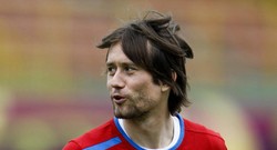 Rosicky Bakal Dimainkan Jika Ceko Terdesak