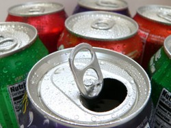 Diet Soda Malah Bikin Makan Berlebihan?