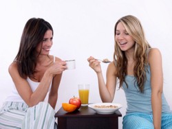 Makan 4 Kali Sehari Secara Perlahan Bikin Tubuh Langsing