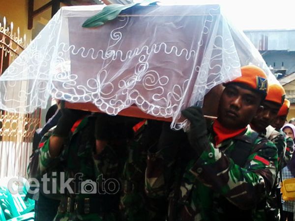 Jenazah Korban Fokker TNI AU Tiba di Makassar