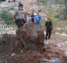 PT SG Sesalkan Peristiwa Sampah Longsor