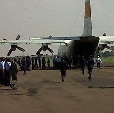 Tiba di Husein, Jenazah Korban Kecelakaan Foker Disambut Isak Tangis