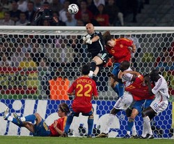 La Furia Roja Tak Usung Misi Balas Dendam