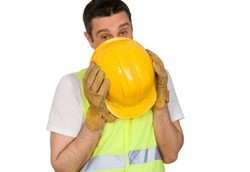 6 Gaya Malu-malu Orang Indonesia Saat Beli Kondom