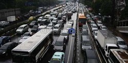 Foke Digugat Soal Macet, Jokowi: Masyarakat Sudah Jengkel 