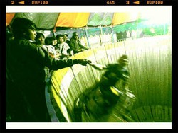 Menjemput Rejeki, Menanyang Maut