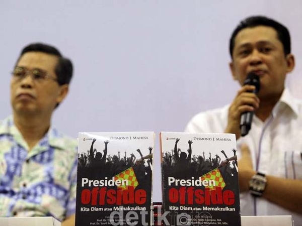 Buku Presiden Offside Resmi Diluncurkan