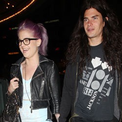 Kelly Osbourne Akhirnya Jatuh Cinta Lagi