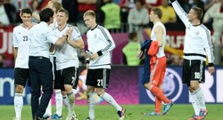 Der Panzer yang Berkelas Bikin Loew Bangga