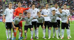 Perjudian Loew Berbuah Manis