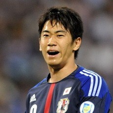 Kagawa Dikontrak Setan Merah Empat Tahun