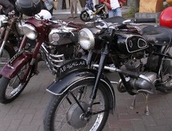 Pengguna Motor Antik Capek Kucing-kucingan dengan Polisi
