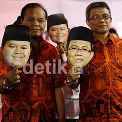 Kampanye di Jakarta Barat, Hidayat Dikawal Barongsai