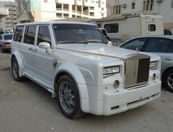 Eits Ada SUV Rolls-Royce Palsu