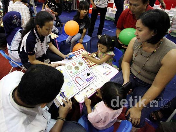 Biasakan Berhitung & Senang Berpikir Sejak Dini Biasakan Berhitung & Senang Berpikir Sejak Dini