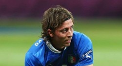 Dunia yang Batal Runtuh di Bahu Montolivo