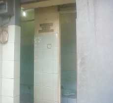 Kisah Penjaga WC Umum di Jakarta, Didamprat Hingga Membersihkan Tinja