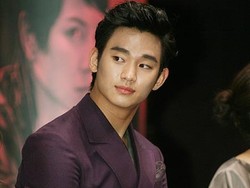 Kim Soo Hyun Tidak Akan Bintangi Drama Serial Lagu 2012