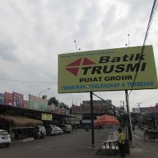 Yuk, Borong Batik Cirebon di Trusmi!
