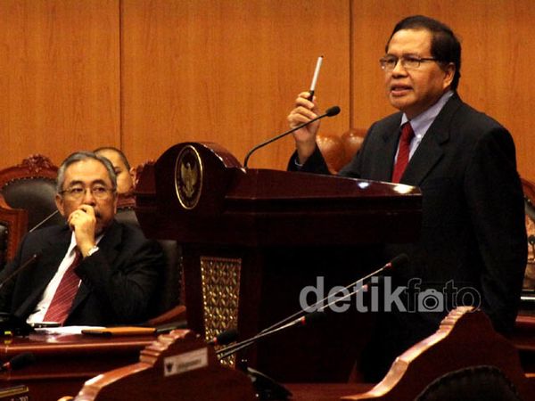 Rizal Ramli Sebut APBN-P 2012 Amburadul