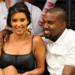 Kim Kardashian Pacaran dengan Kanye West Agar Makin Populer?