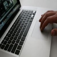 Apple Cabut Klaim Kebal Virus