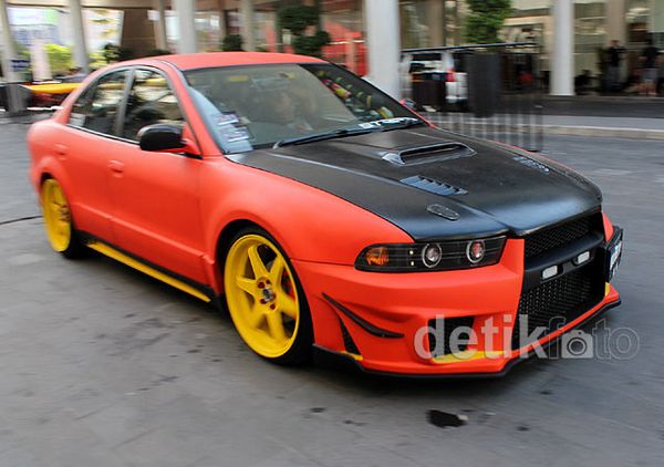 Mitsubishi Galant Berbodi Karet