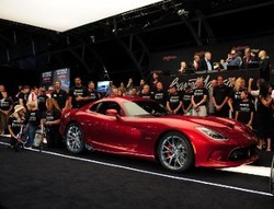 Produksi Pertama Viper SRT 2013 Laku Rp 2,8 Miliar