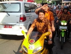 Hidayat Nur Wahid Kampanye Naik Motor Sport 