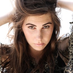 Zosia Mamet: GIRLS Lebih Membumi Dibanding Sex and the City