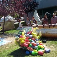 Google Tegaskan Kehadiran Jelly Bean Lewat Patung