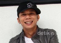 Norman Kamaru Siap Nikah 