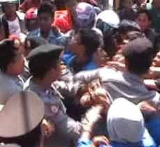 Tiga Orang Luka Saat Demo Tolak Eksplorasi Migas