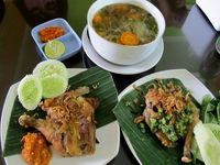 Mencicipi Gurih Enaknya Ayam Geprek Istimewa!