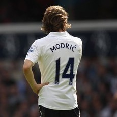 Modric Ingin Tinggalkan Tottenham