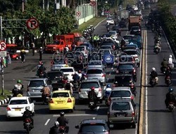 Atasi Macet, Pengendara Harus Mulai Dikenai Tarif Jalan