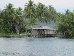 Pulau Hosena, Jejak Sekutu di Danau Sentani