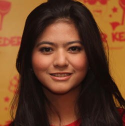 Qory Sandioriva Hidup Sehat dengan Minum Jamu