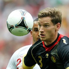 Vertonghen Putuskan Bertahan di Ajax
