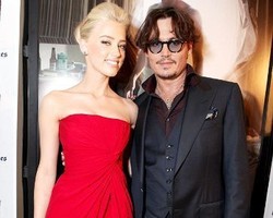 Johnny Depp & Amber Heard Resmi Pacaran 