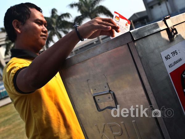 Napi LP Cipinang Belajar Nyoblos Pilgub DKI