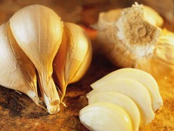 Pencuri Berhasil Gondol 9500 Kilogram Bawang Putih!