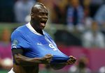 Balotelli Antar Italia ke Final EURO 2012