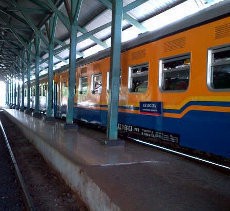  Pria Tewas Tertabrak Kereta di Bojong Gede