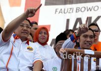 Anas dan Ibas Hadiri Kampanye Foke-Nara
