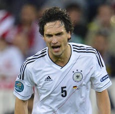 Hummels Bantah Didekati Juve