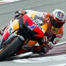 Lorenzo Sial, Stoner Naik Podium Satu Lagi