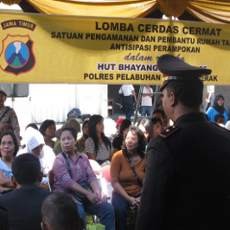 Puluhan Pembantu Rumah Tangga dan Satpam Lomba Cerdas Cermat