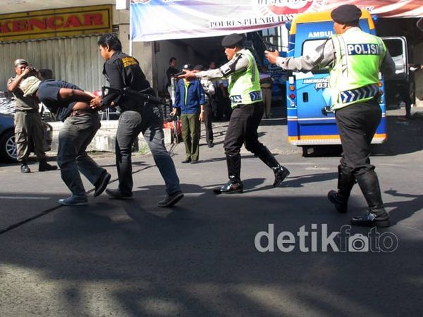 Polisi Gelar Simulasi Penanganan Perampokan Bank